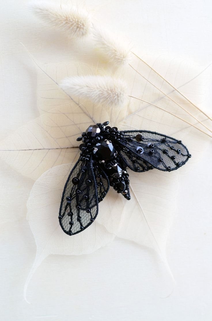 Готика насекомые