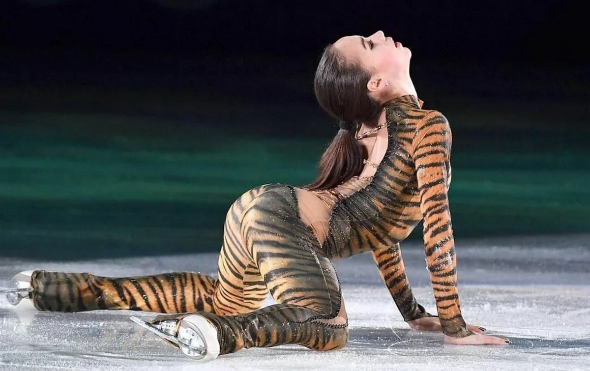 Алина Загитова тигр