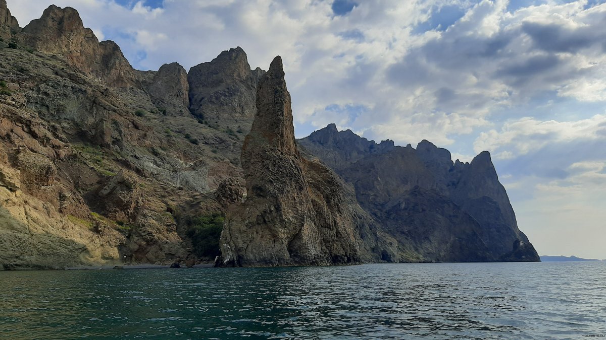 Скала Лев Карадаг