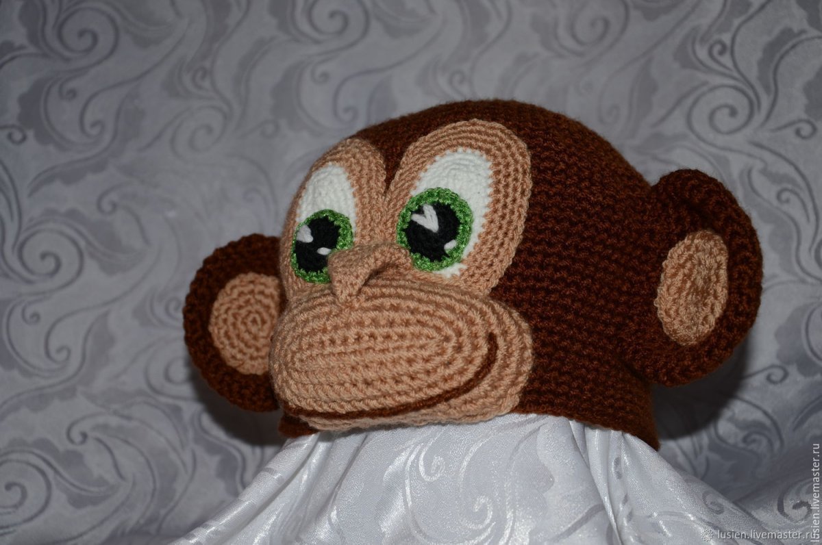 Обезьяна в шапке