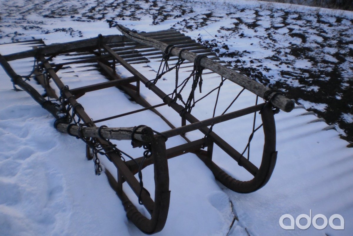 Поучки сани конные беговые