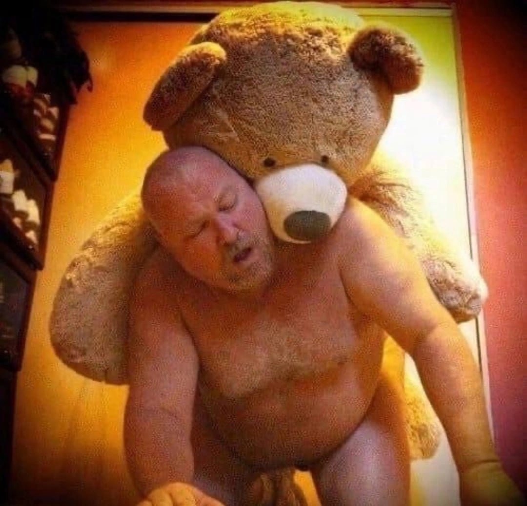 Уродливый плюшевый мишка