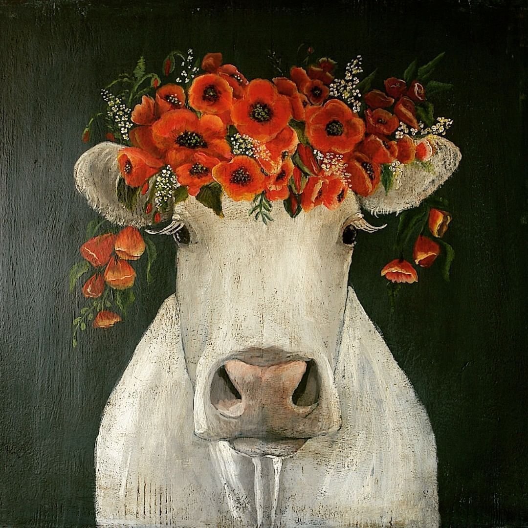 Корова с венком