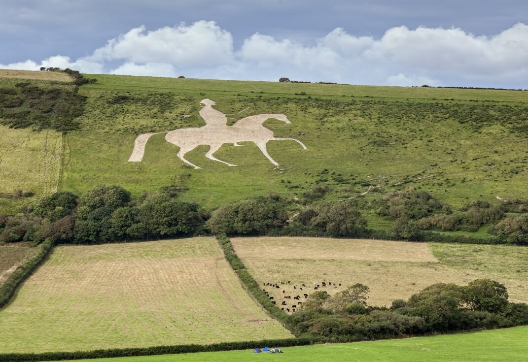 Уффингтонскую белую лошадь