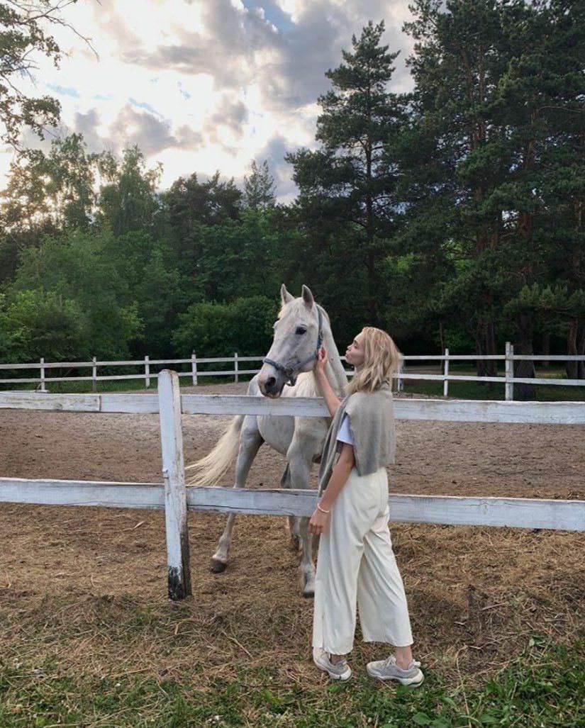 Horse riding aesthetic