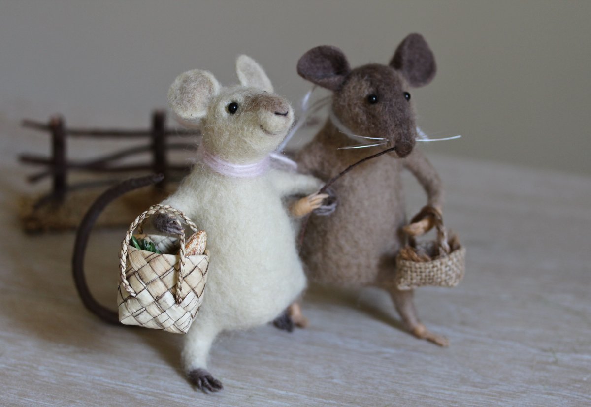 Валяные мышки из шерсти