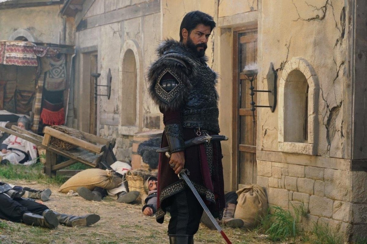 Бурак Озчивит основание Осман