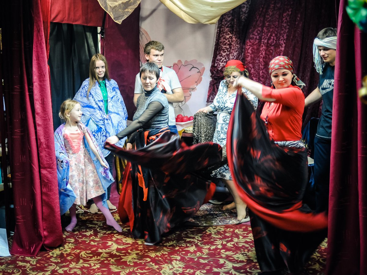 Праздник в цыганском стиле