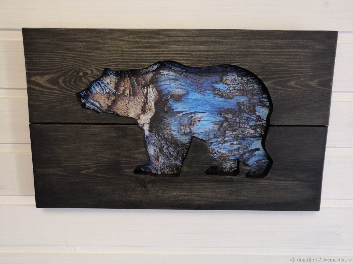 Панно из дерева