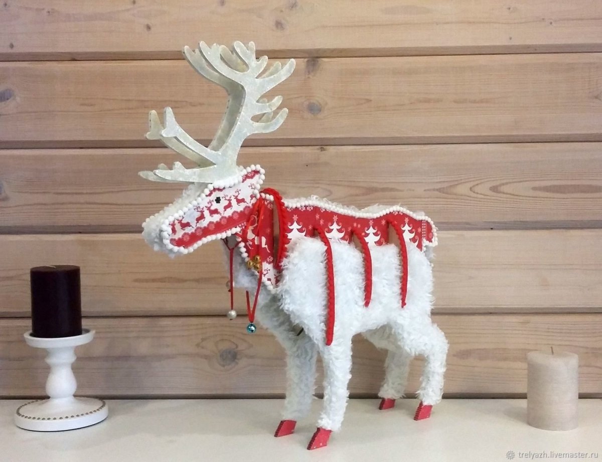 Новогодний олень кукла