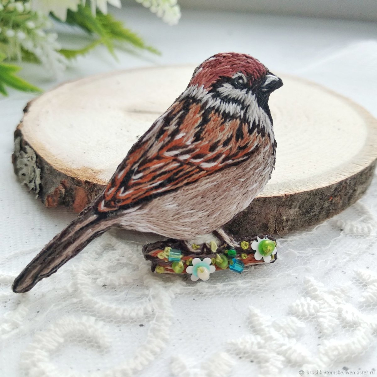 Брошь Воробей