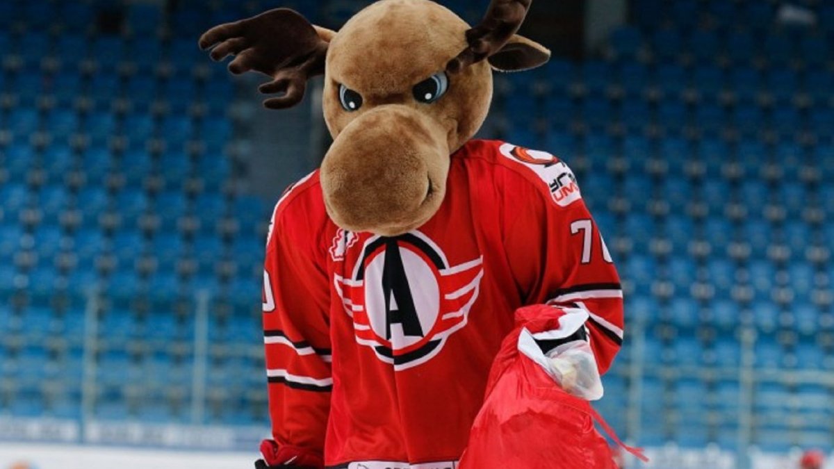 Талисман хоккейной команды Автомобилист Екатеринбург