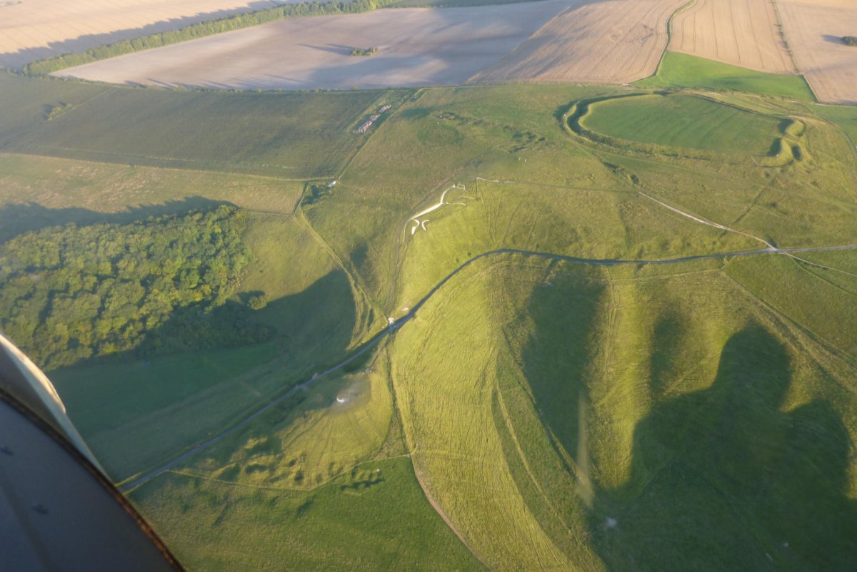 Уффингтонская белая лошадь в Англии