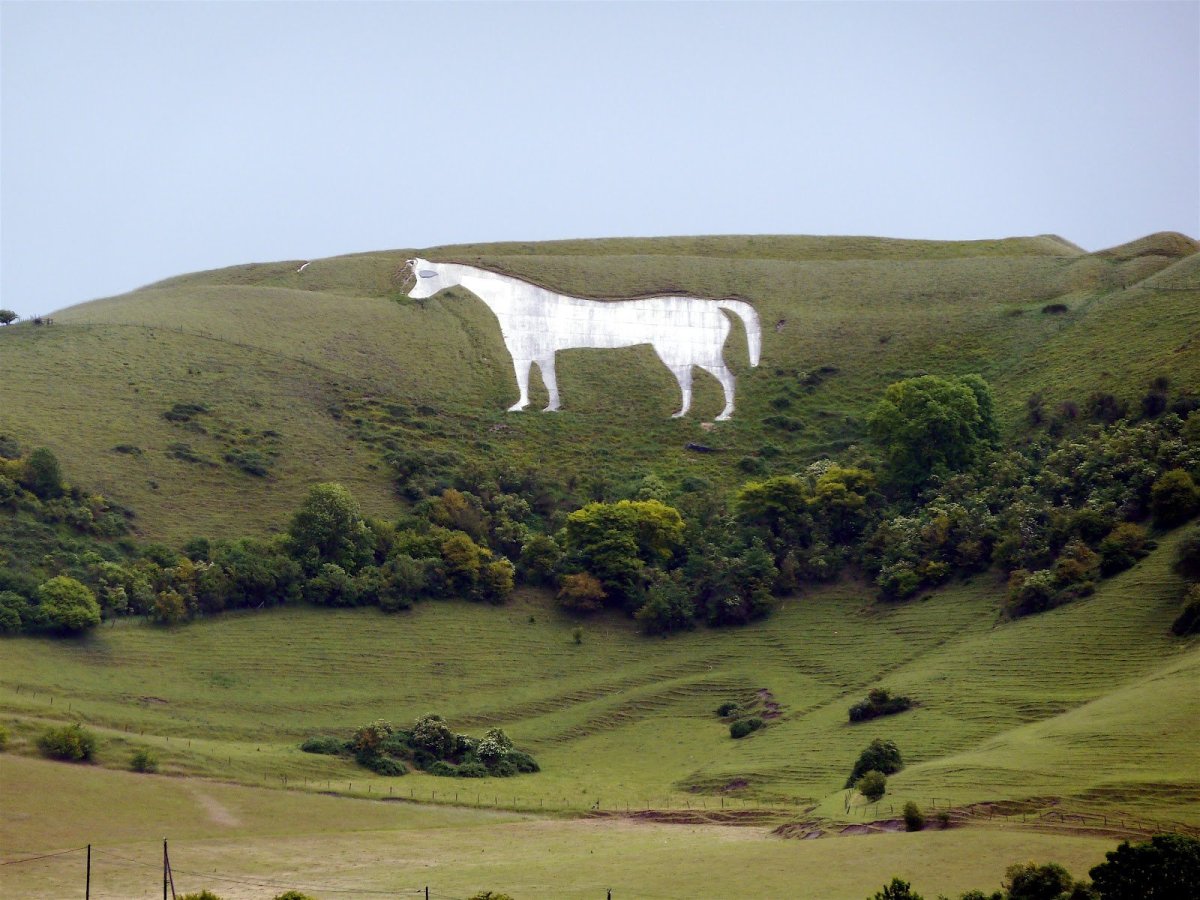 Уффингтонская белая лошадь в Англии