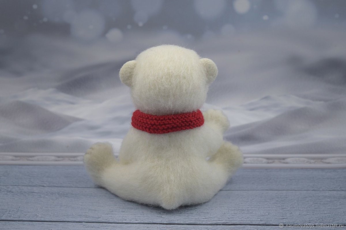 Игрушка белый Медвежонок на лапках
