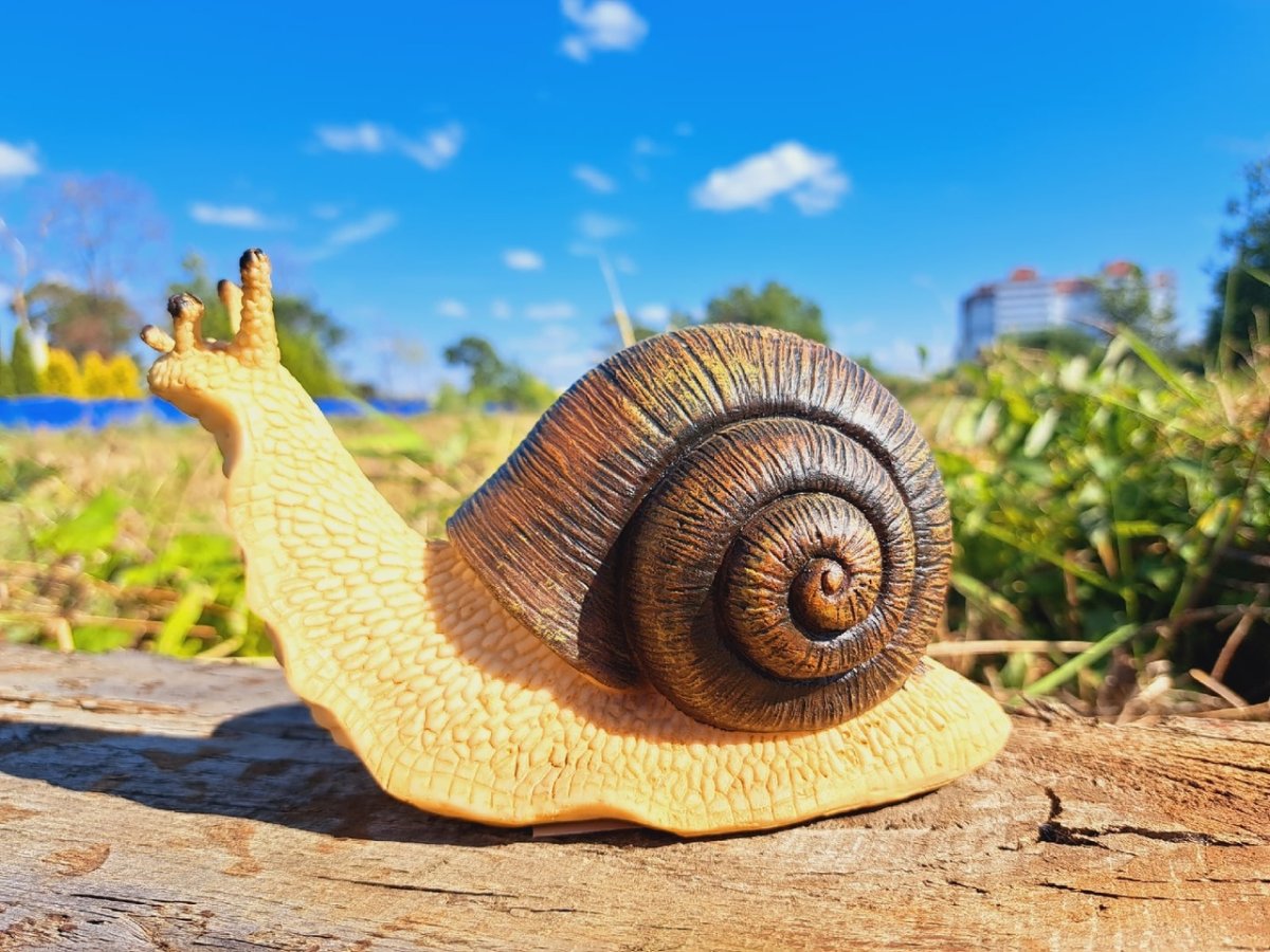Улитка фигурка для сада