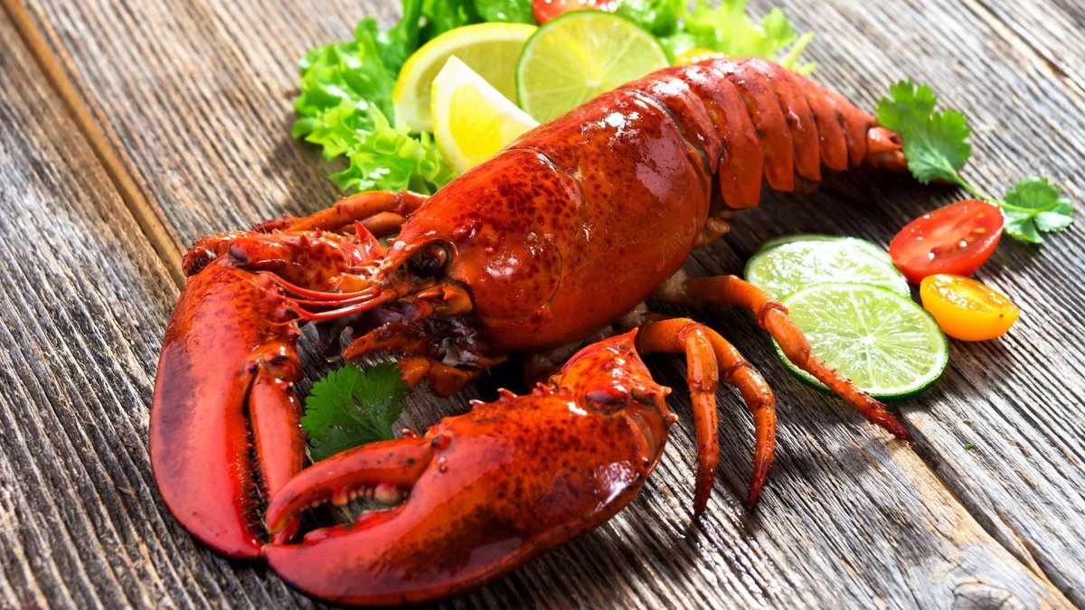 Морепродукты Омар лангуст