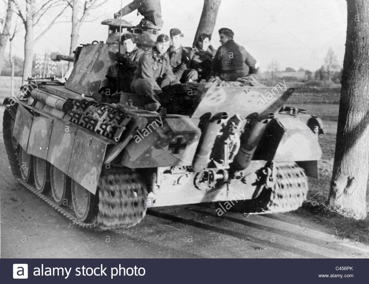 Танк пантера 1944